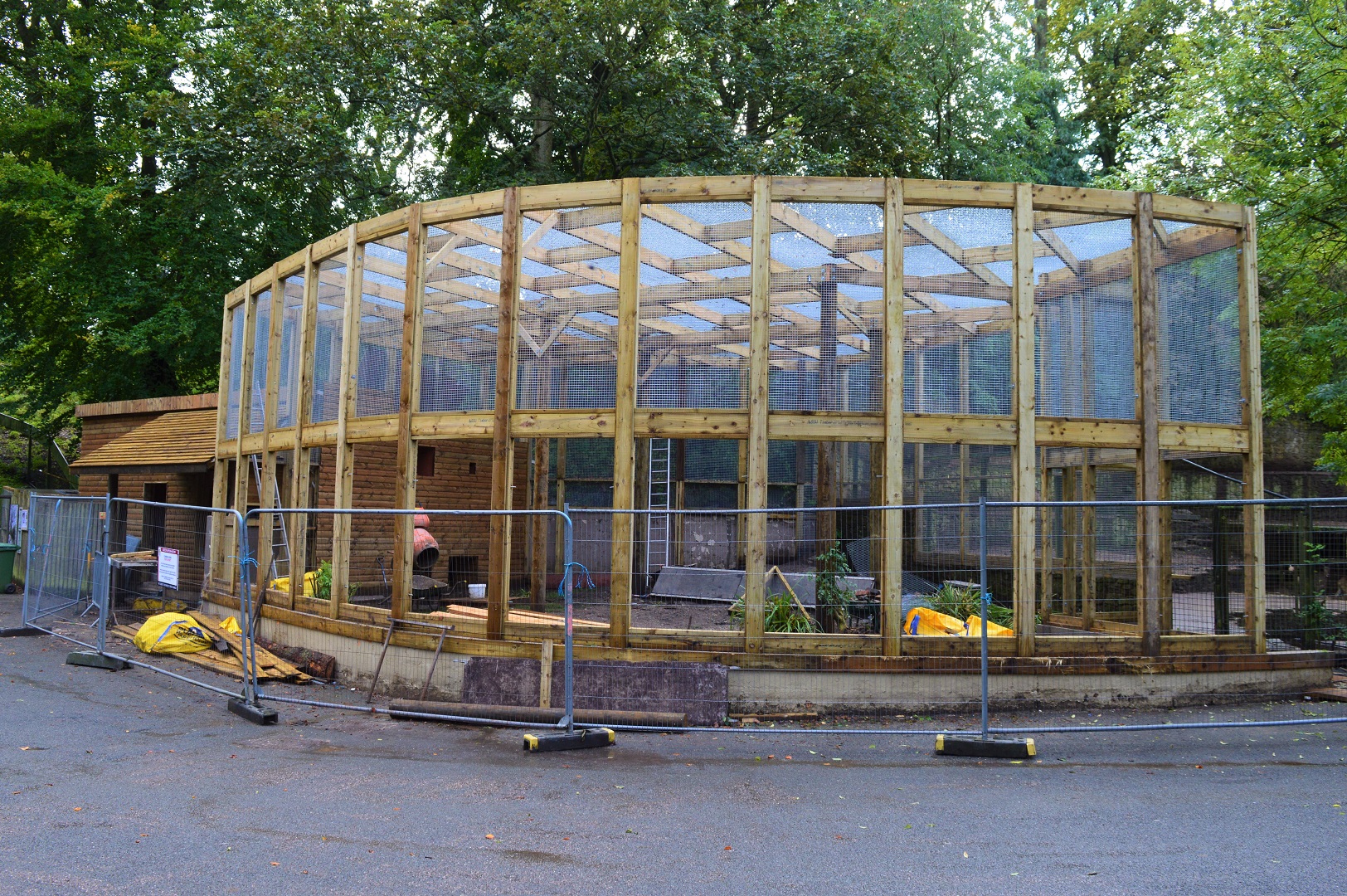 New sloth and monkey exhibit under construction