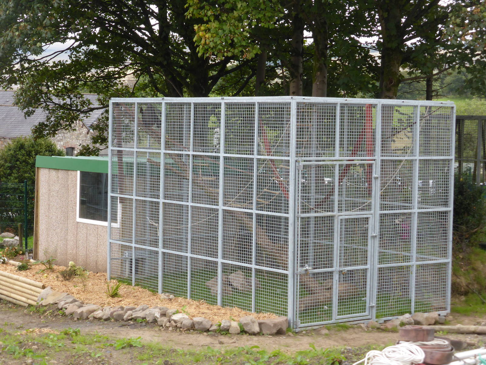 New spider monkey enclosure .