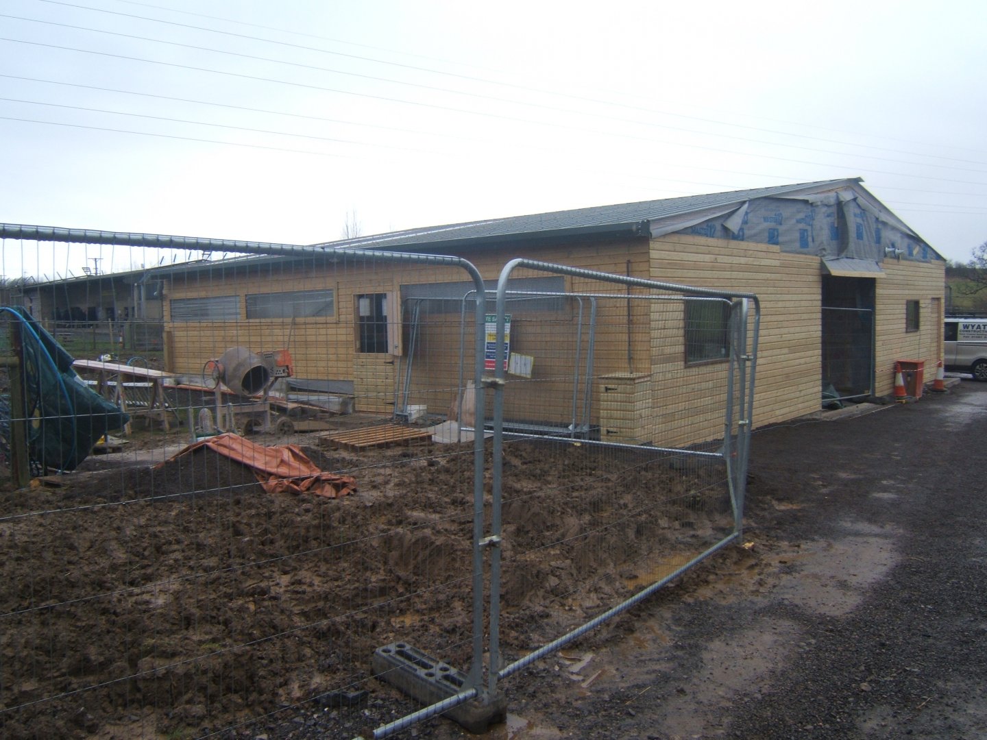 New Tapir and Capybara house under construction 03/02/2018