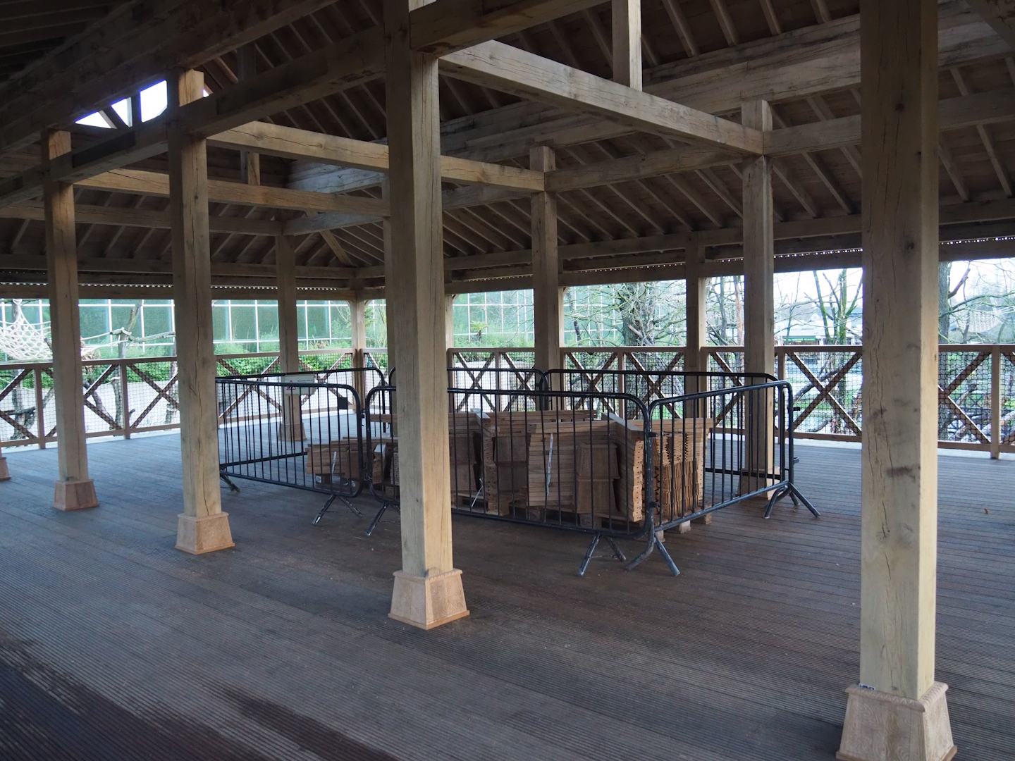 New viewing area on top of the Sulawesi crested macaque house, 2024-01-01