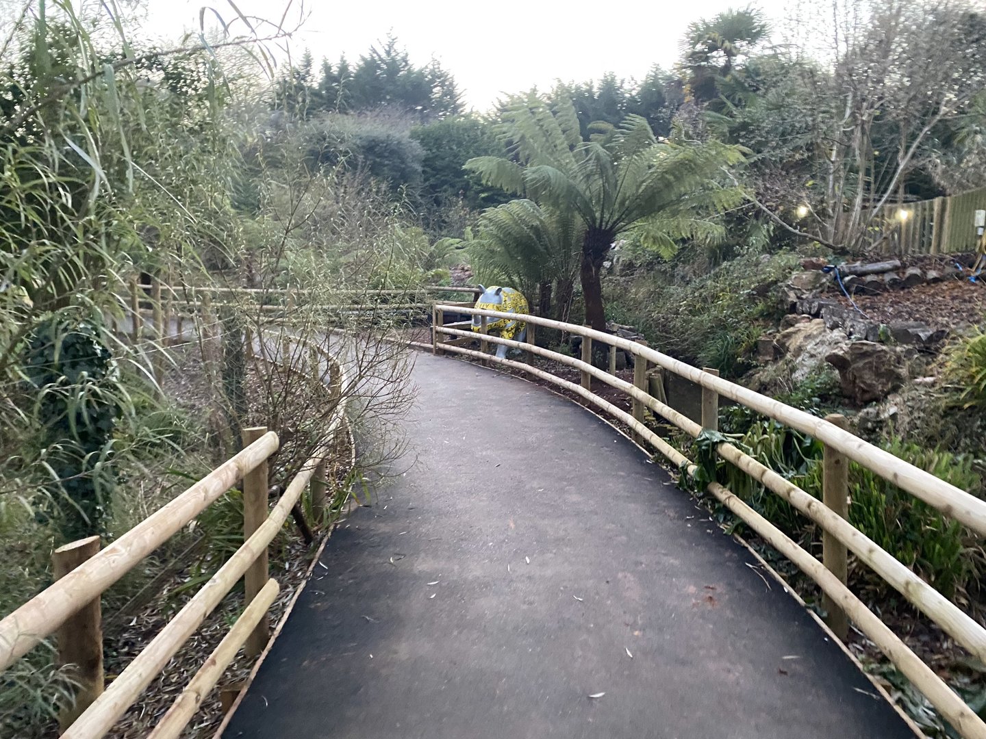 New walkway towards exit 161222