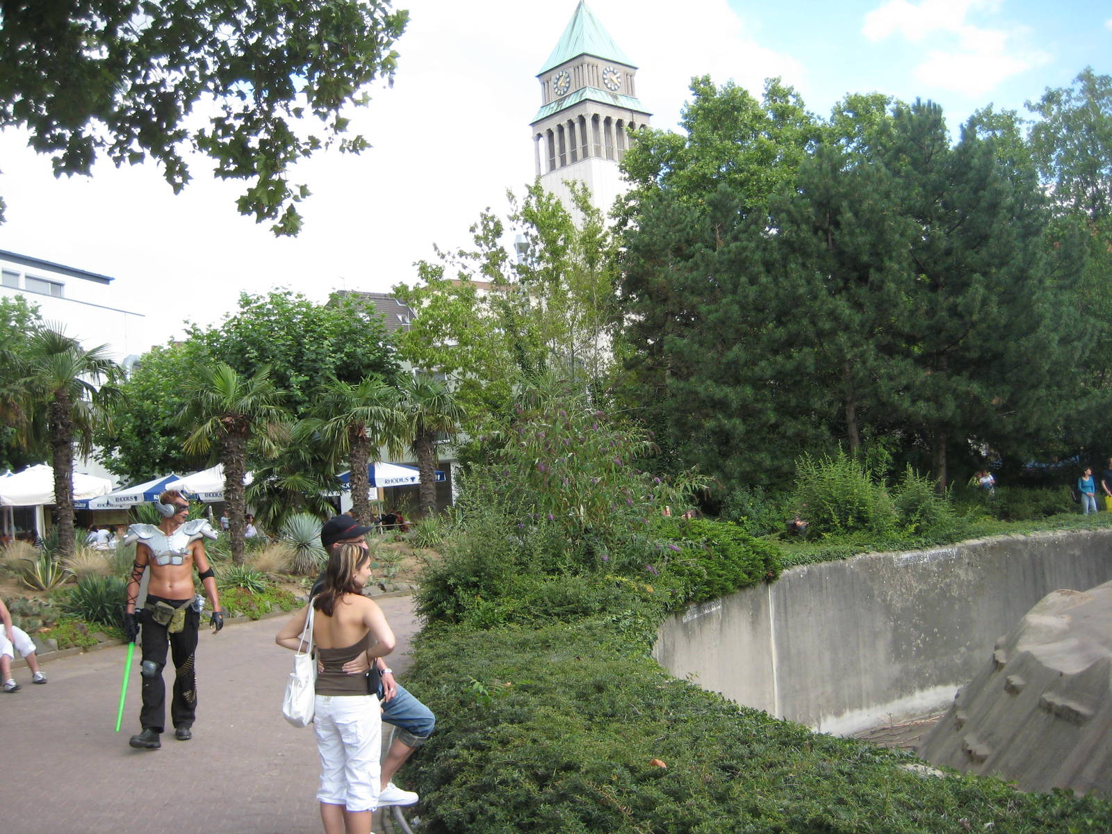 New working clothes for animal keepers