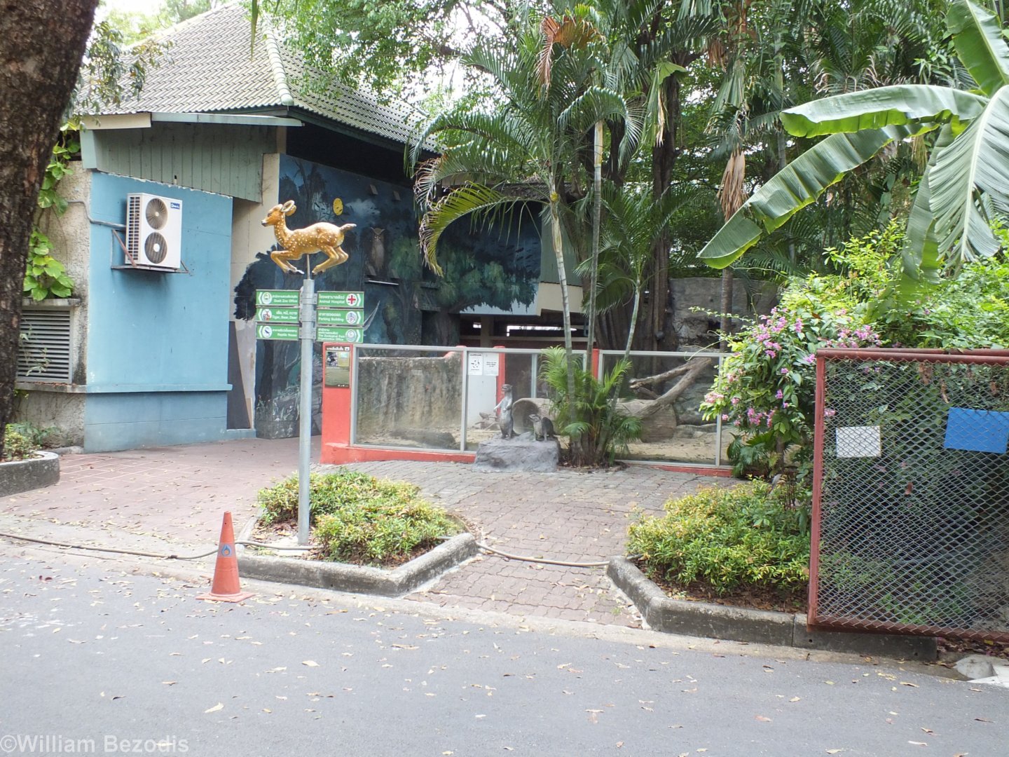 Nocturnal House Entrance and Otter Enclosure