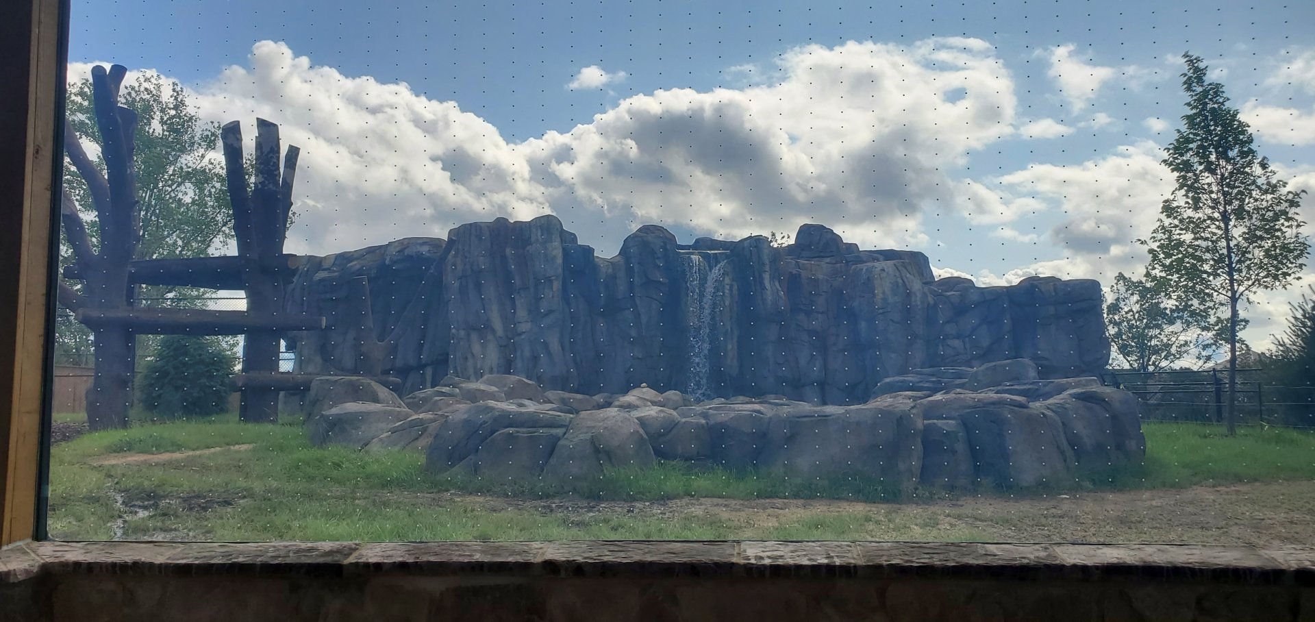 North America Trek: Bear Waterfall