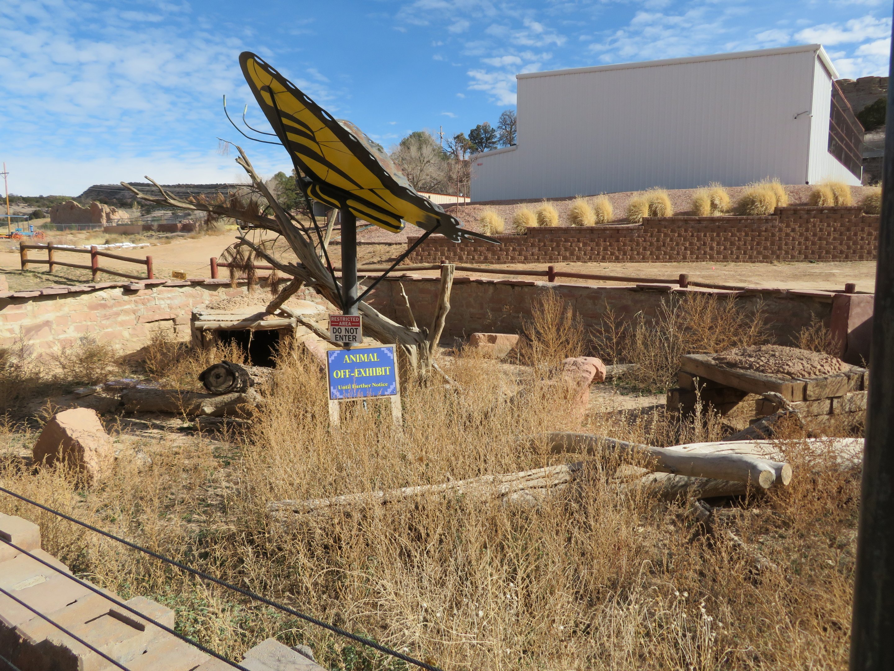 North American Porcupine Enclosure