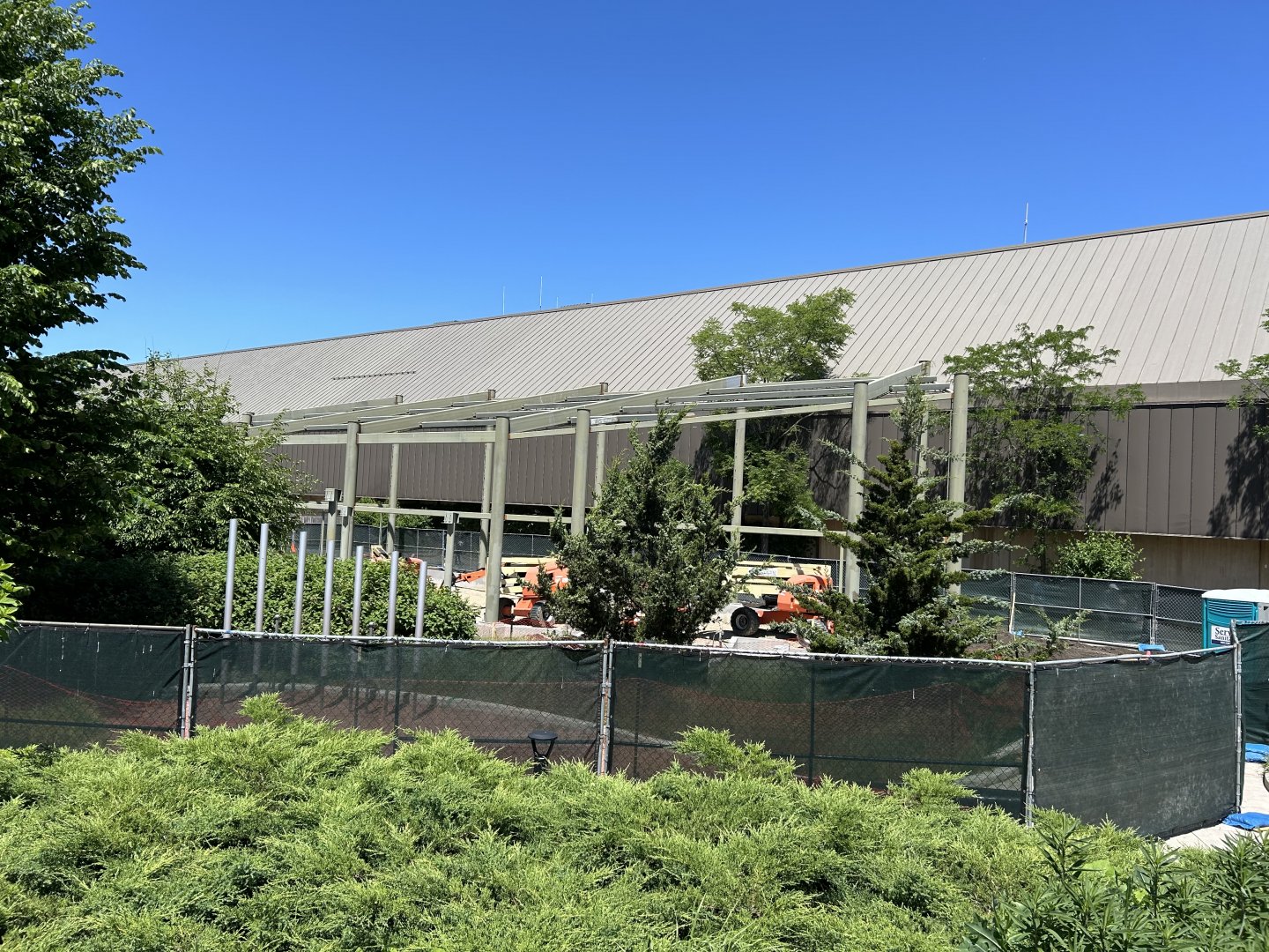 North American Prairie Aviary Construction Progress