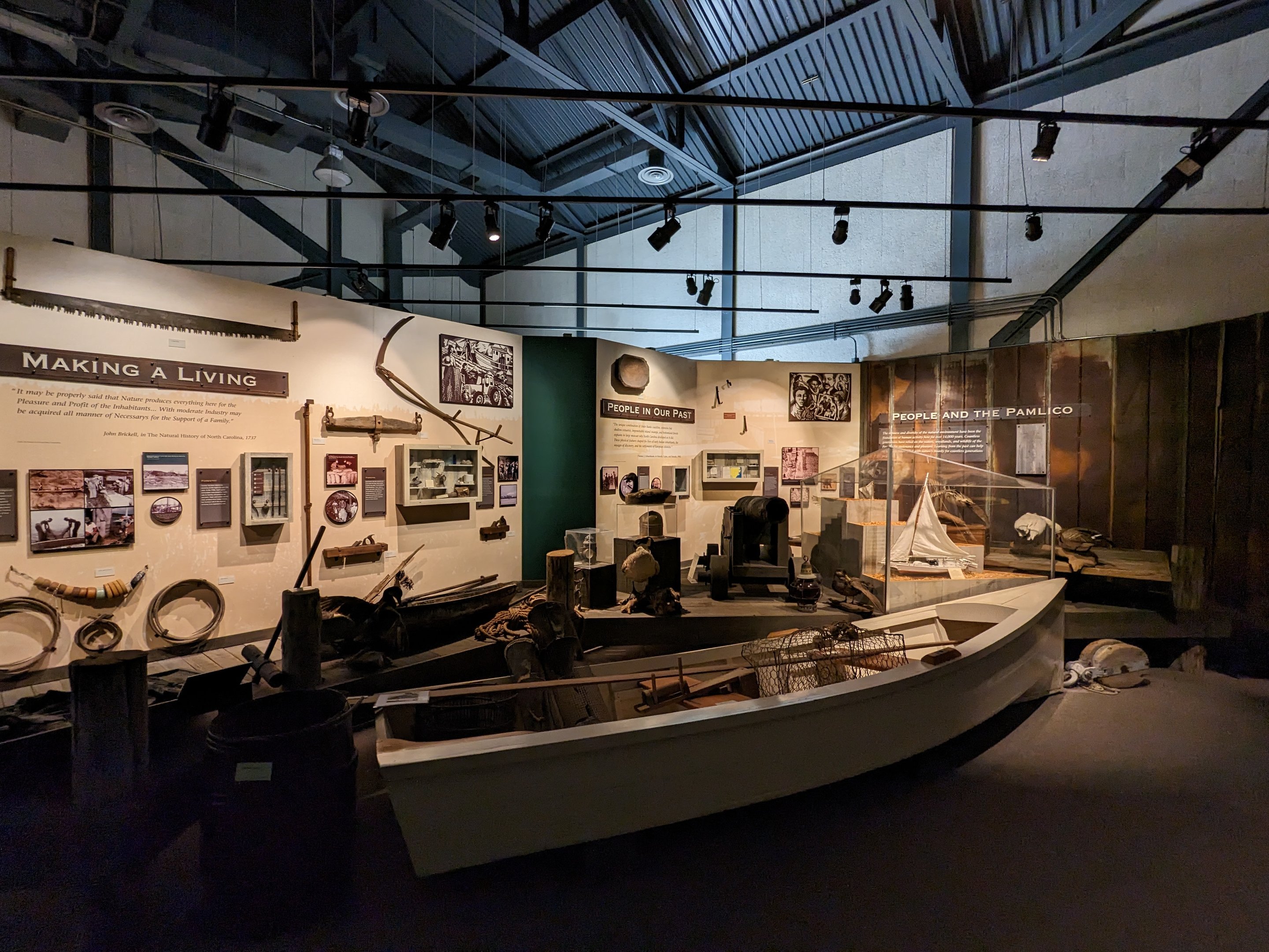 North Carolina Estuarium - People and the Pamlico display