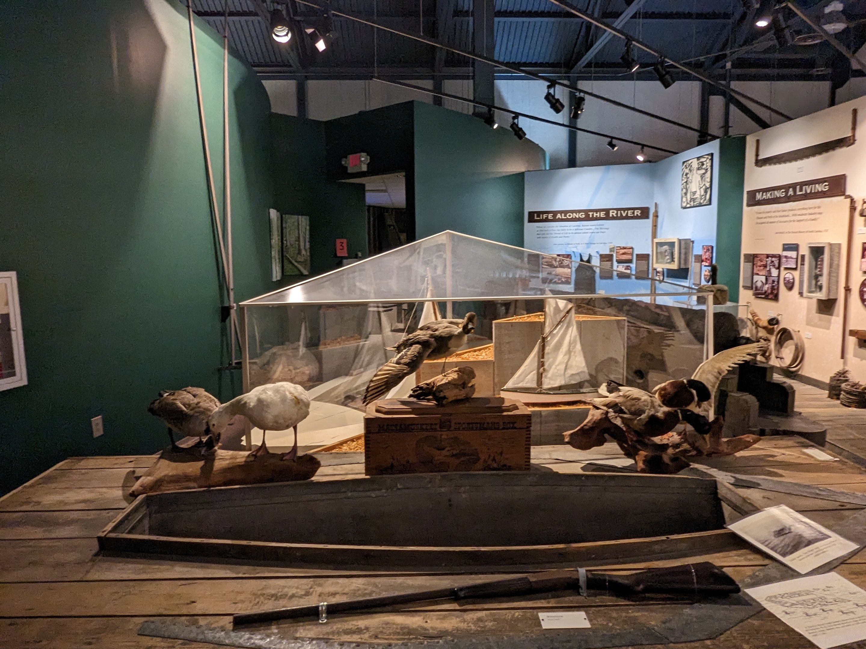 North Carolina Estuarium - People and the Pamlico display