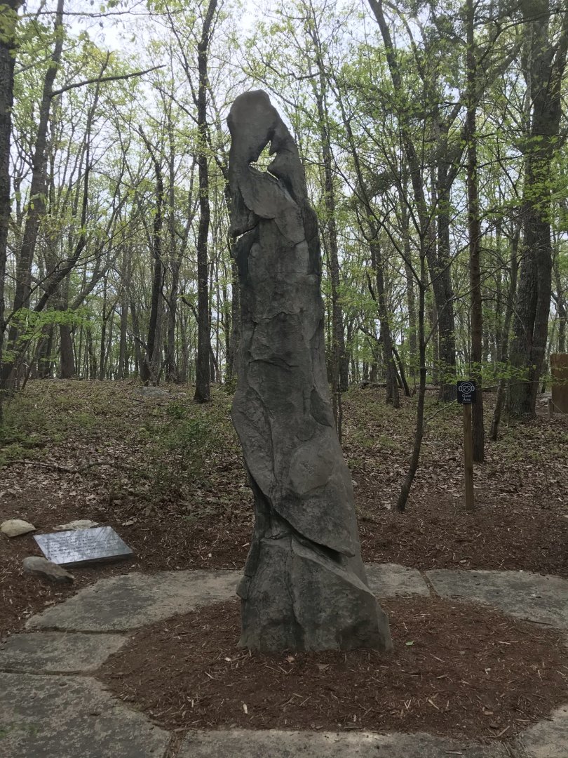 North Carolina Zoo: Carolina Parakeet Monument