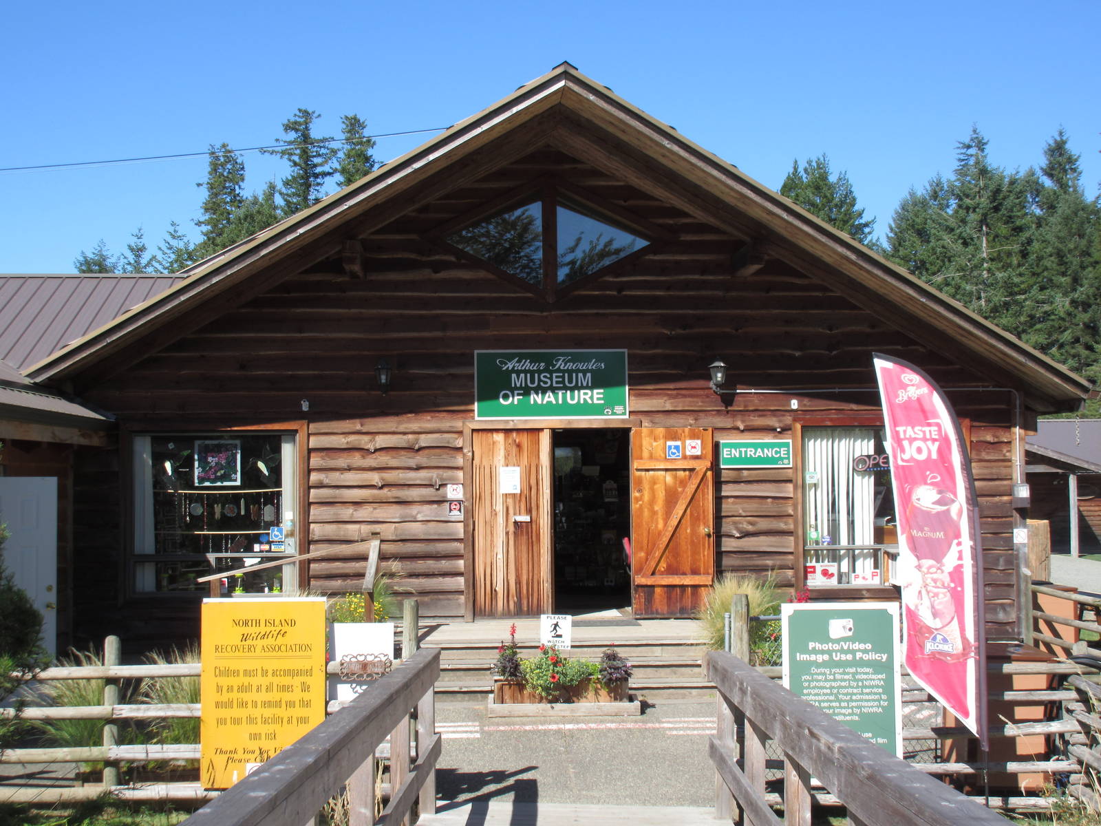 North Island Wildlife Recovery Centre - Entrance Building