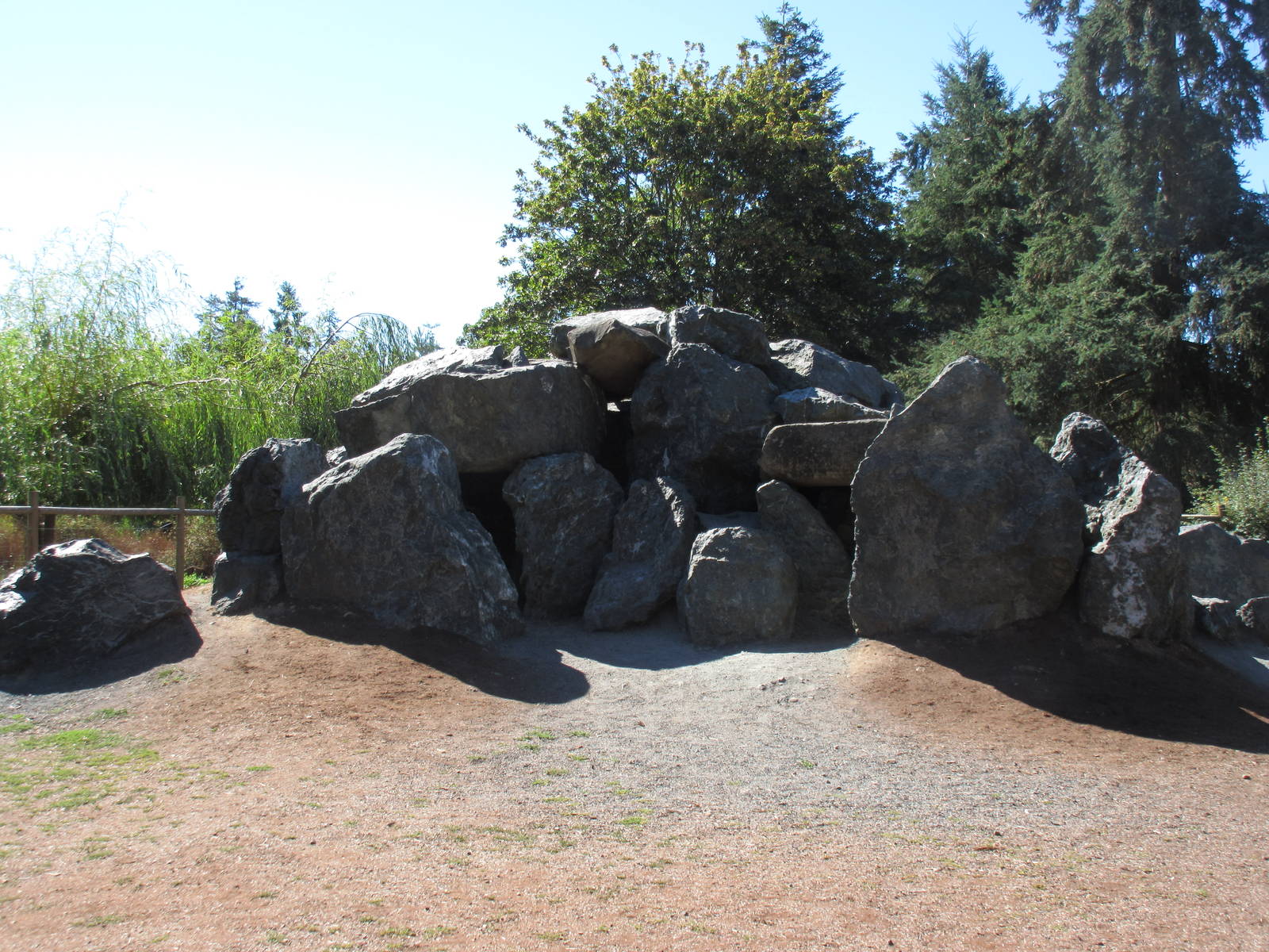 North Island Wildlife Recovery Centre - Magical Field of Stones