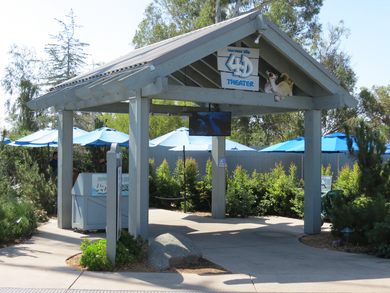 Northern Frontier - 4D Theater