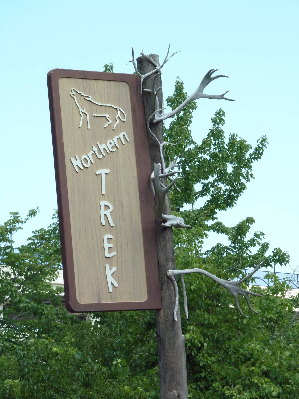 Northern Trek - Sign