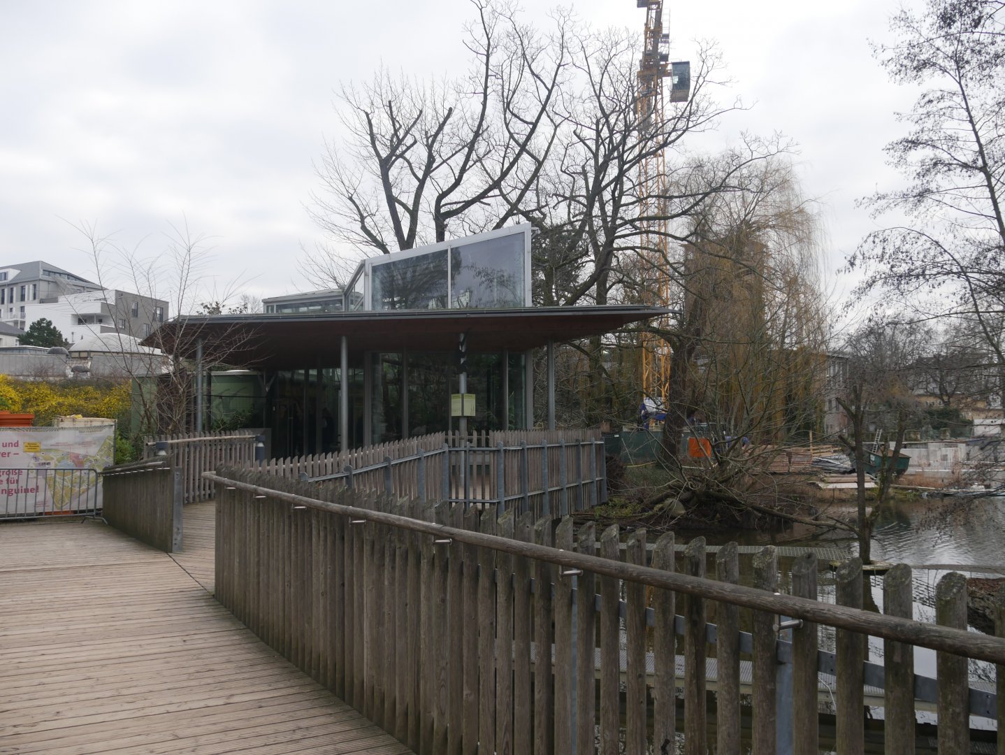 Northern white-cheeked gibbon house (January 2019)