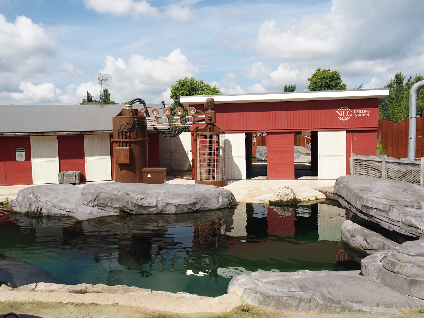 Nortica - Harbor seal exhibit and holding building with drilling station theming, 2024-06-23