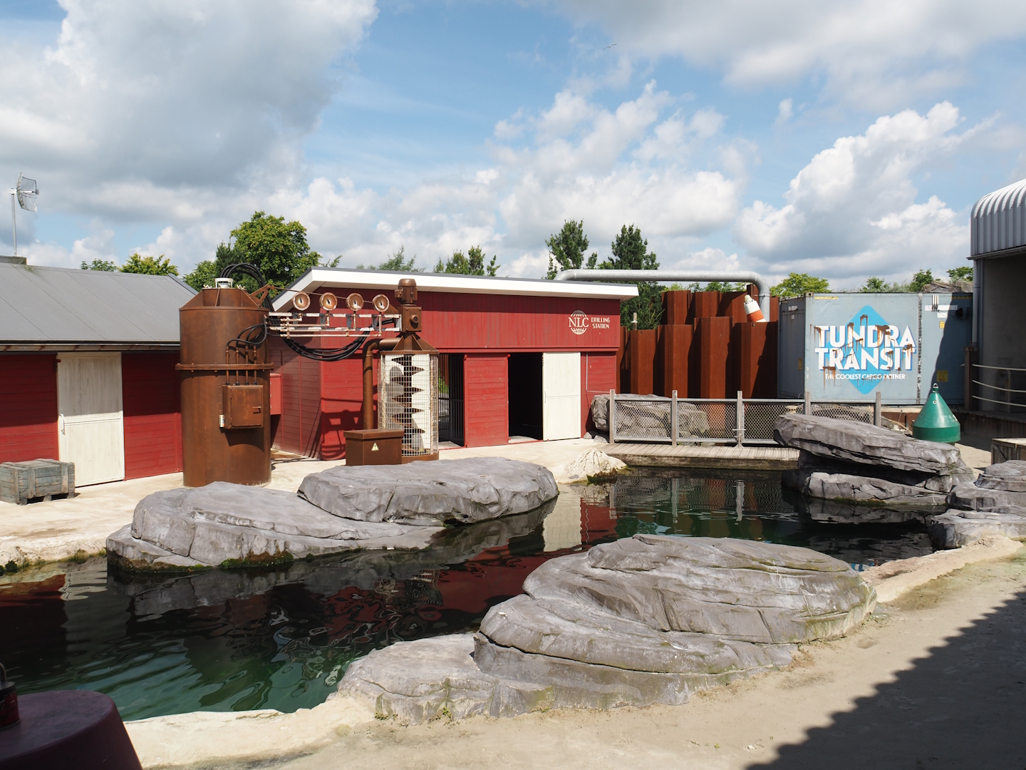 Nortica - Harbor seal exhibit with port and drilling site theming, 2024-06-23