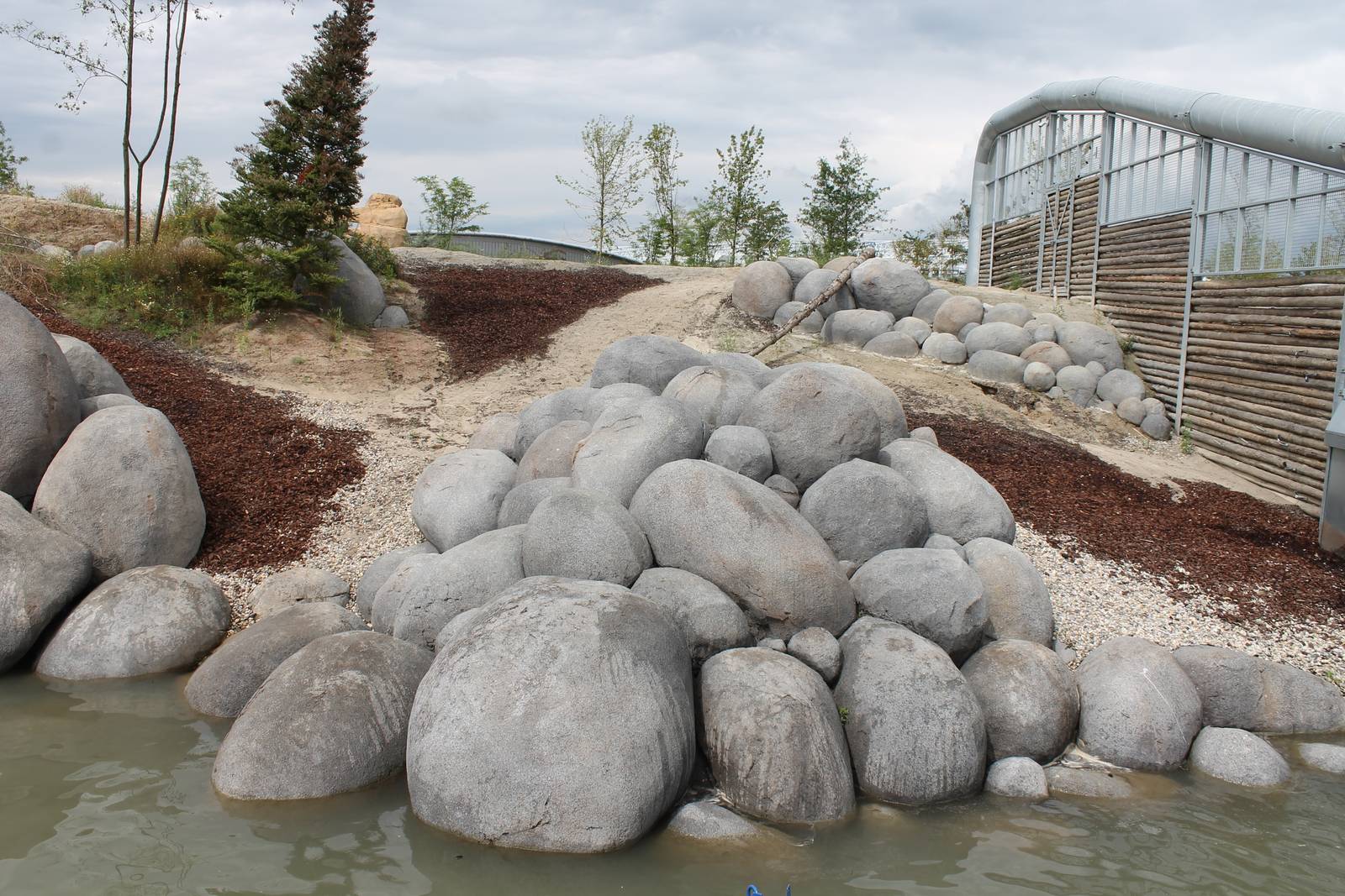 NORTICA : Polar bear enclosure