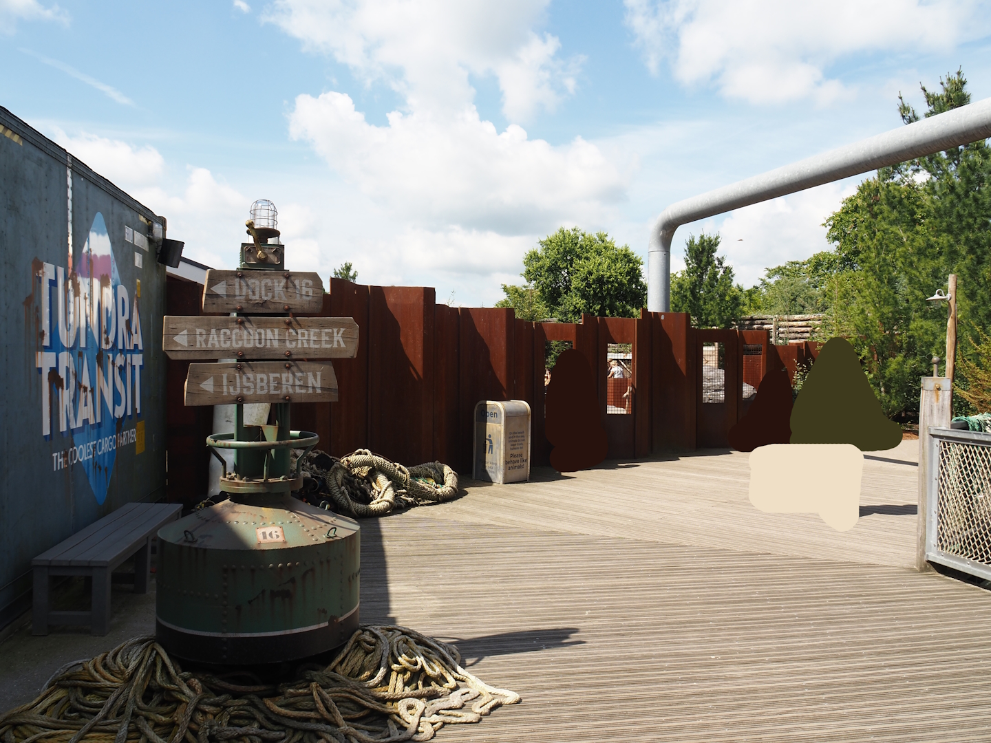 Nortica - Walkway near harbor seal exhibit, 2024-06-23