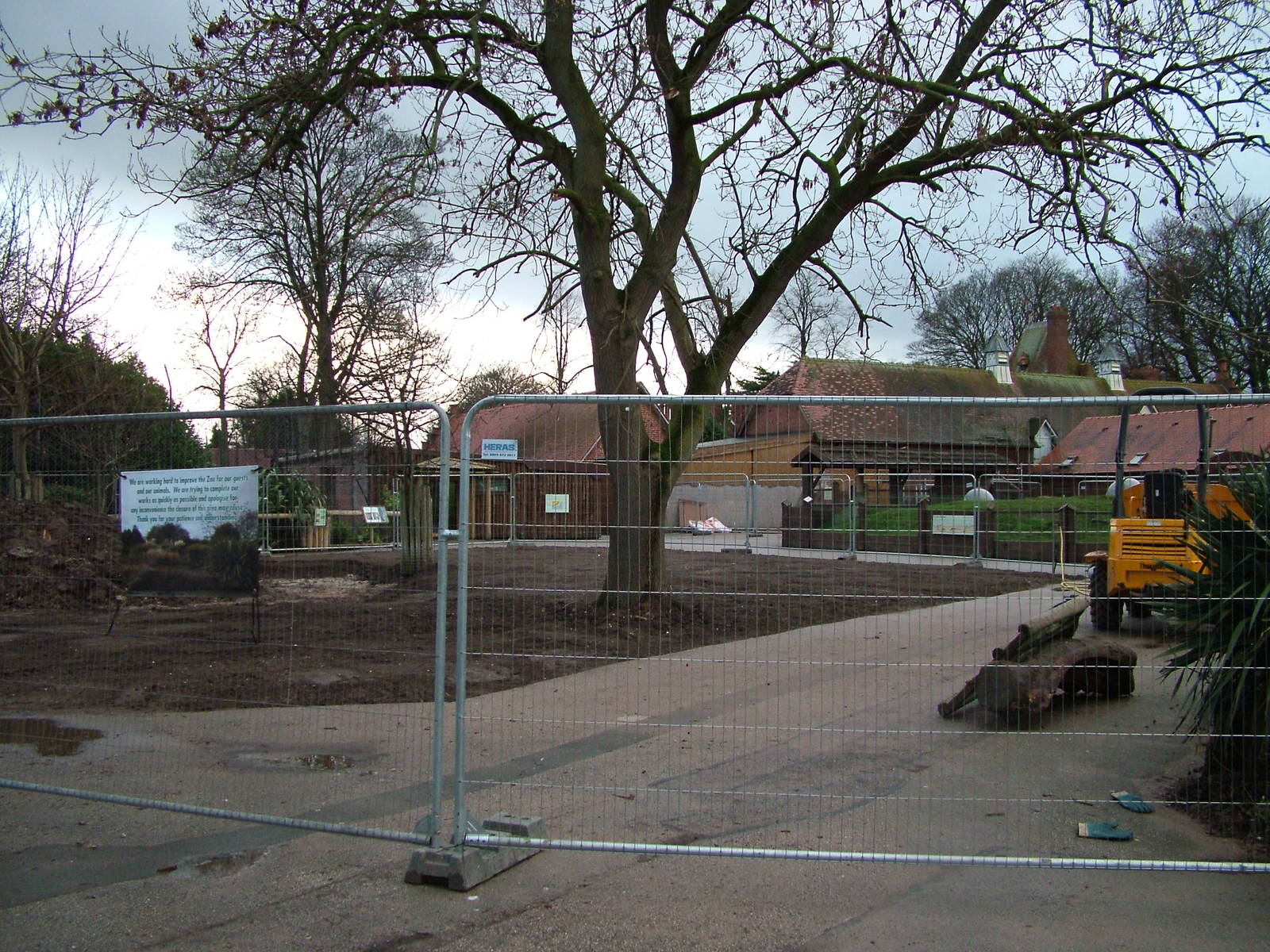 Not the Children's Farm exhibits at Chester 06/12/09