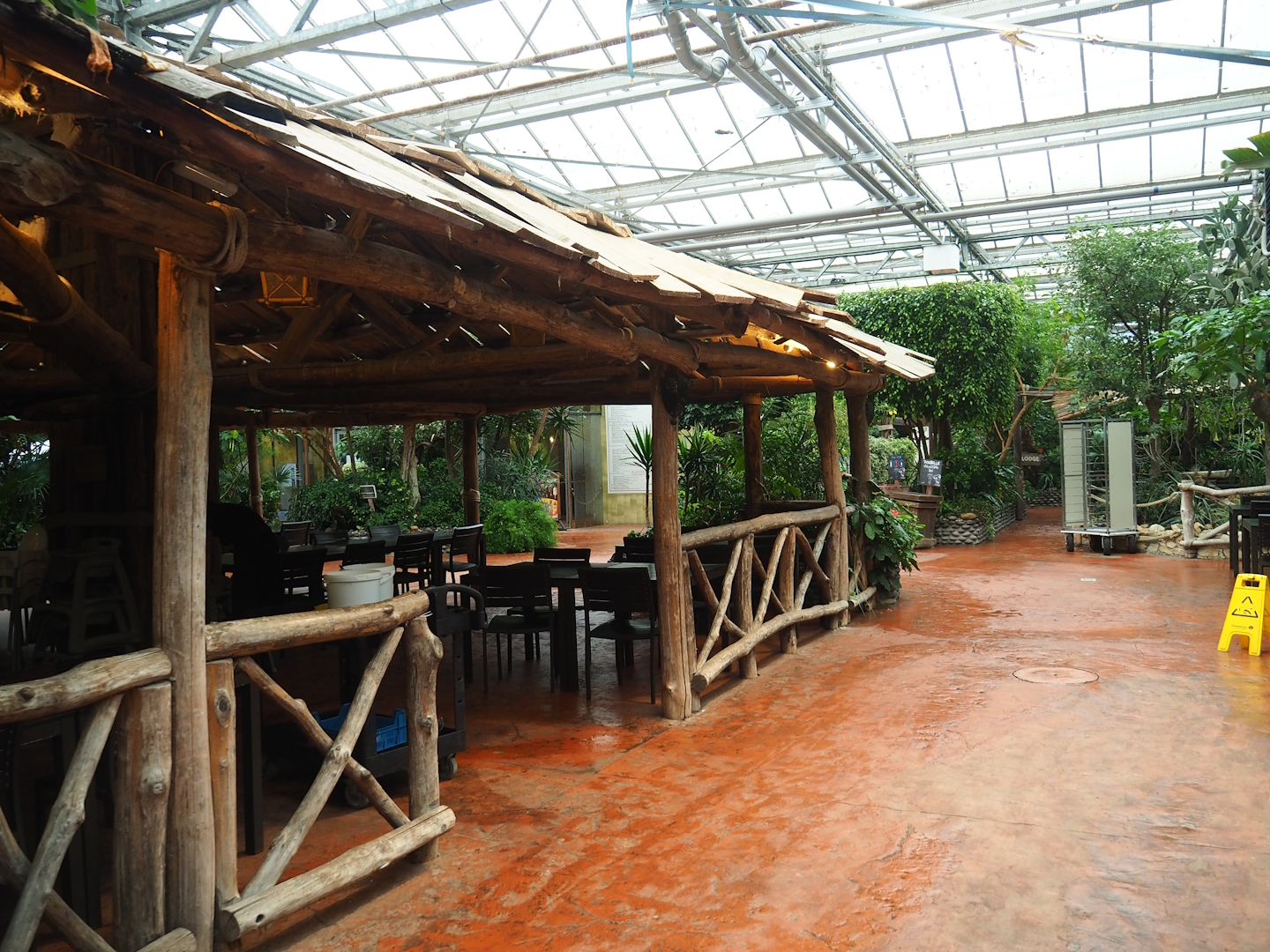 Oasis walkway and eating area, 2023-10-13