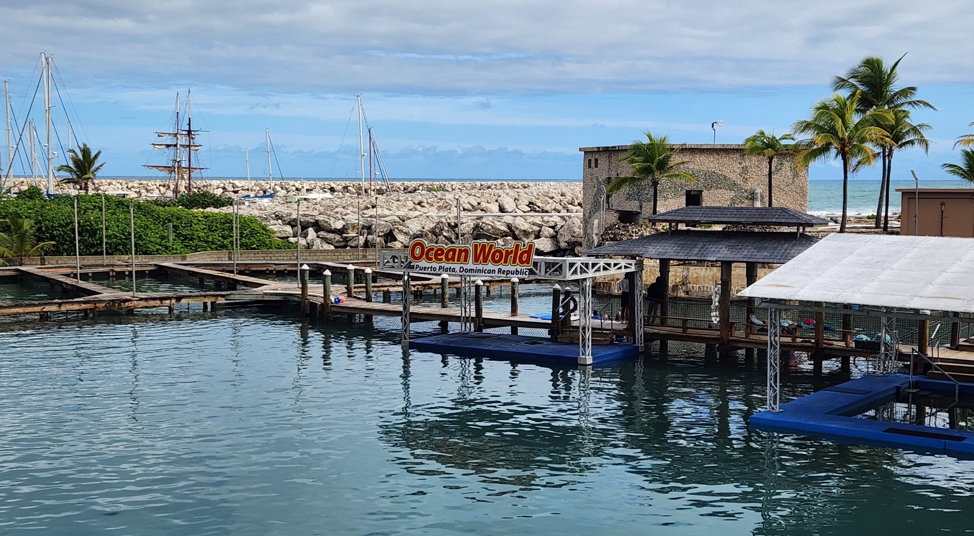 Ocean World Puerto Plata - Dolphin exhibit area