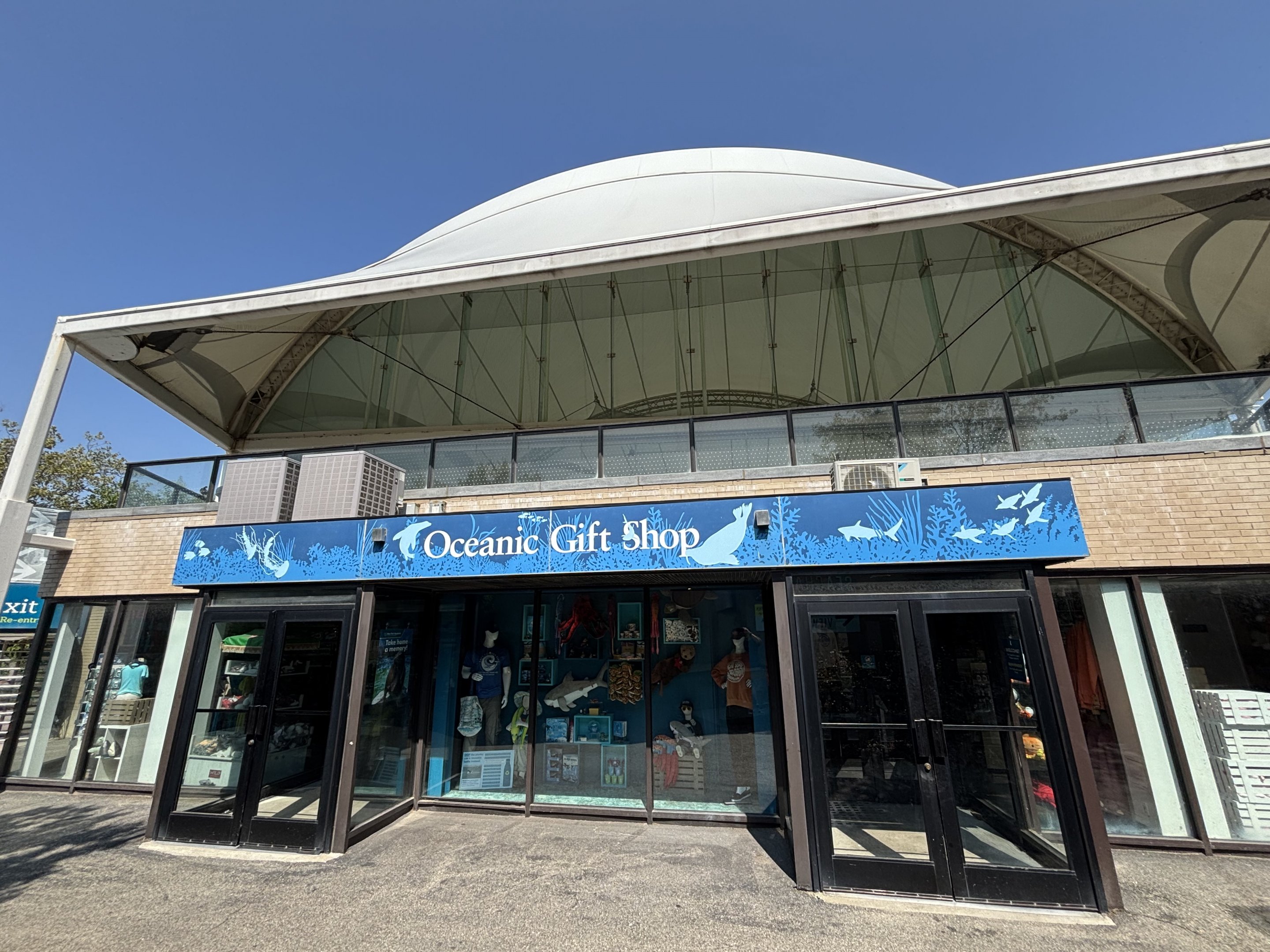 Oceanic Gift Shop