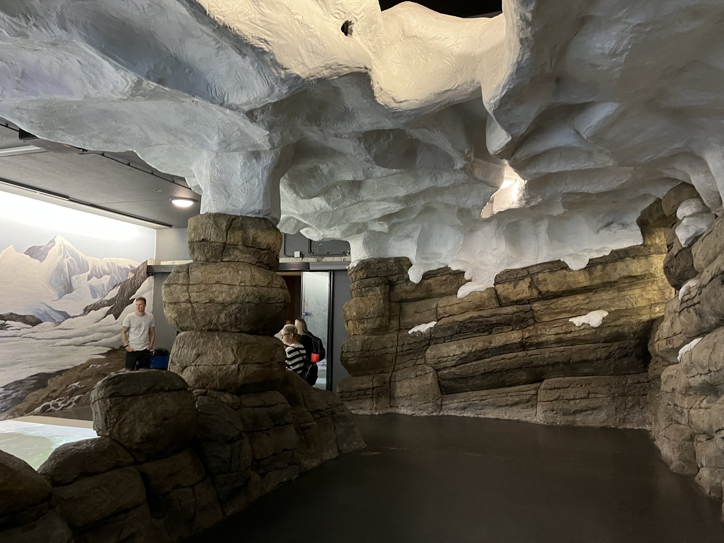 Oceanium- General view in Polar area 13.7.23