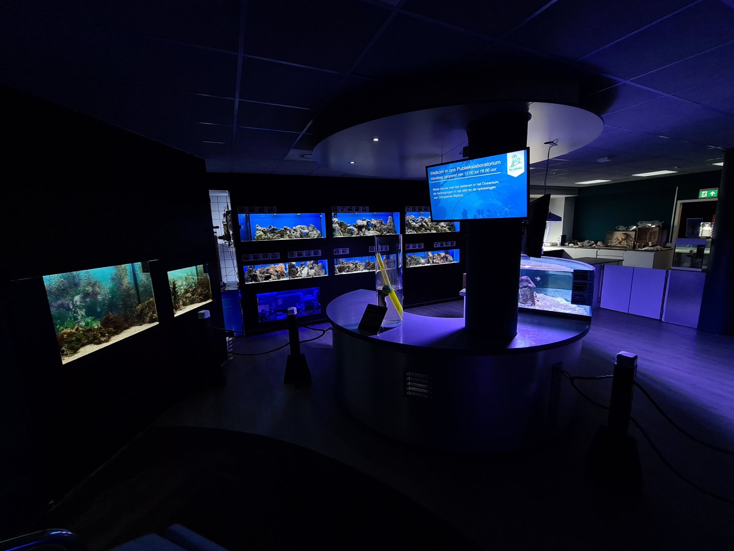 Oceanium - Ocean lab interior
