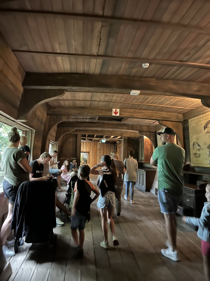 Oceanium- Ship viewing area for Galapagos tortoises 13.7.23
