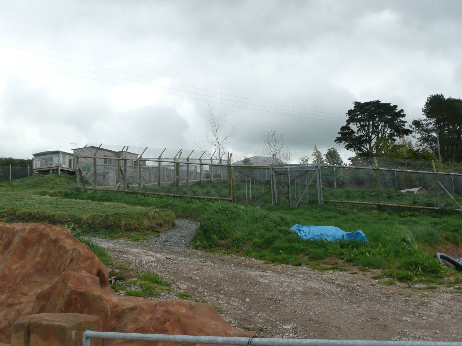 Off-show Wolf Enclosures