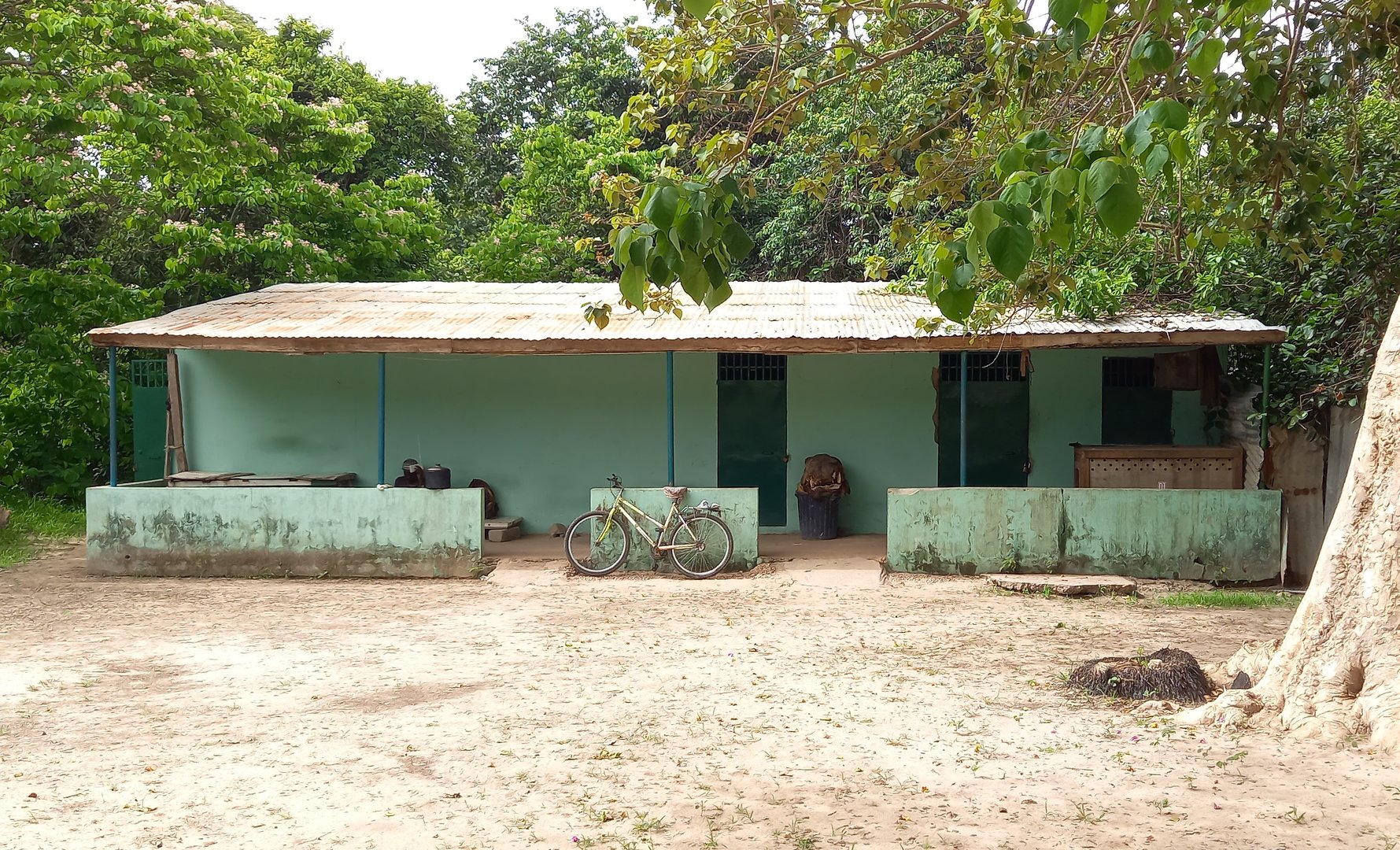 Office / Keepers-building