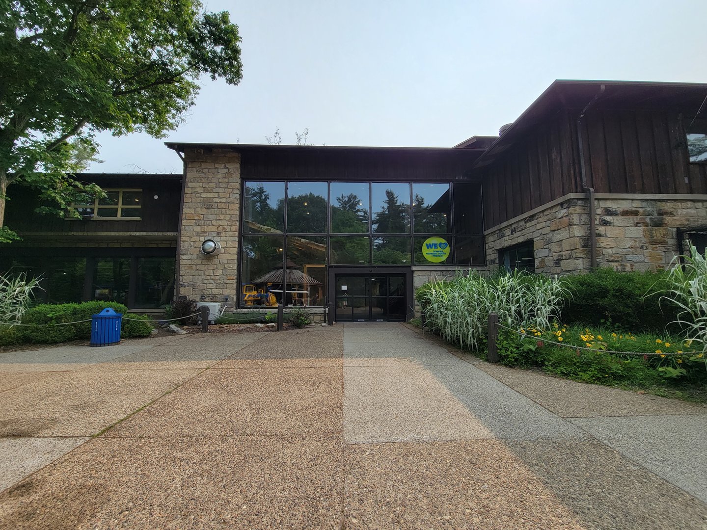 Oglebay Good Zoo - Back of building