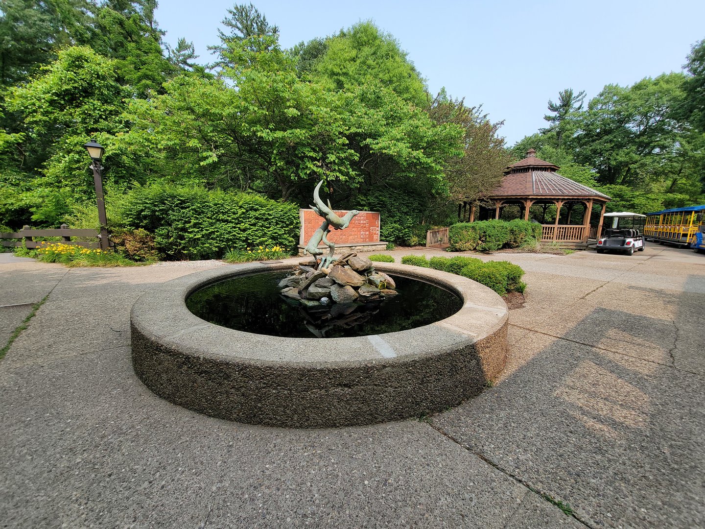 Oglebay Good Zoo - Courtyard, otter fountain, train station