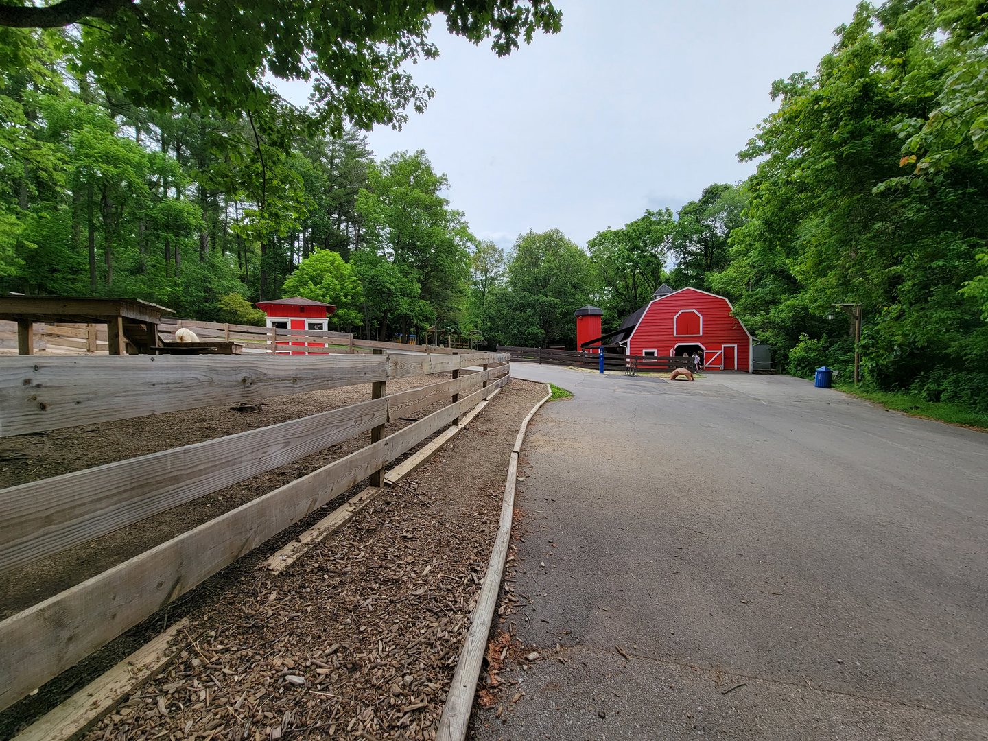 Oglebay Good Zoo - Family Farmyard