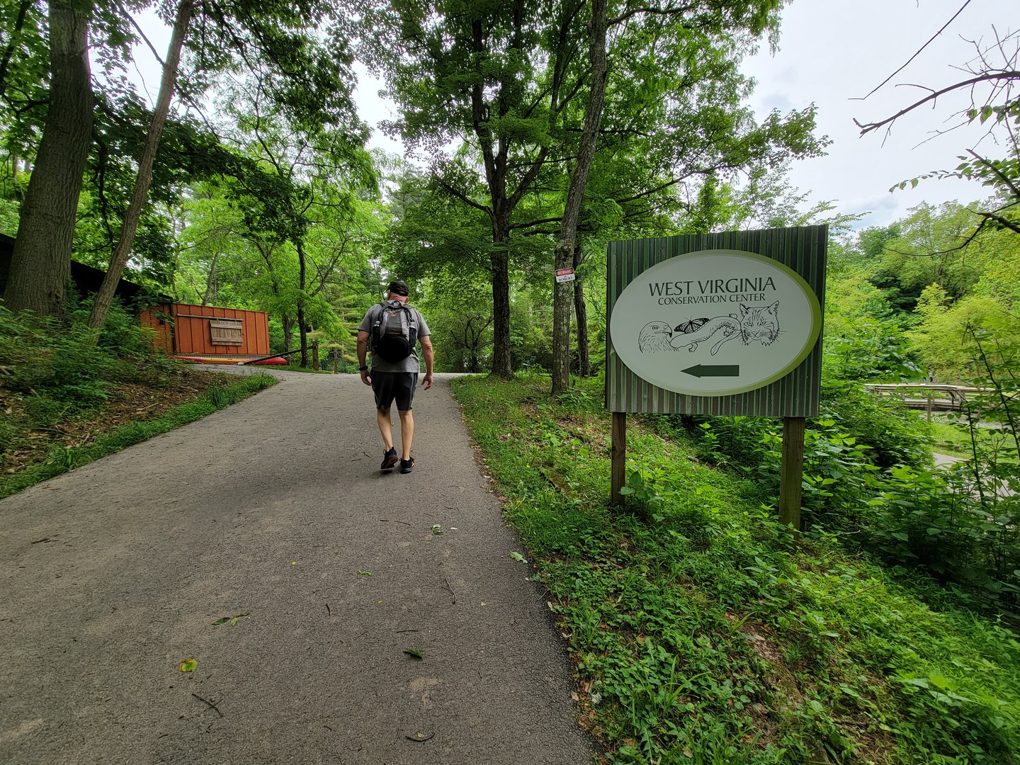 Oglebay Good Zoo - Path to West Virginia Conservation Center building