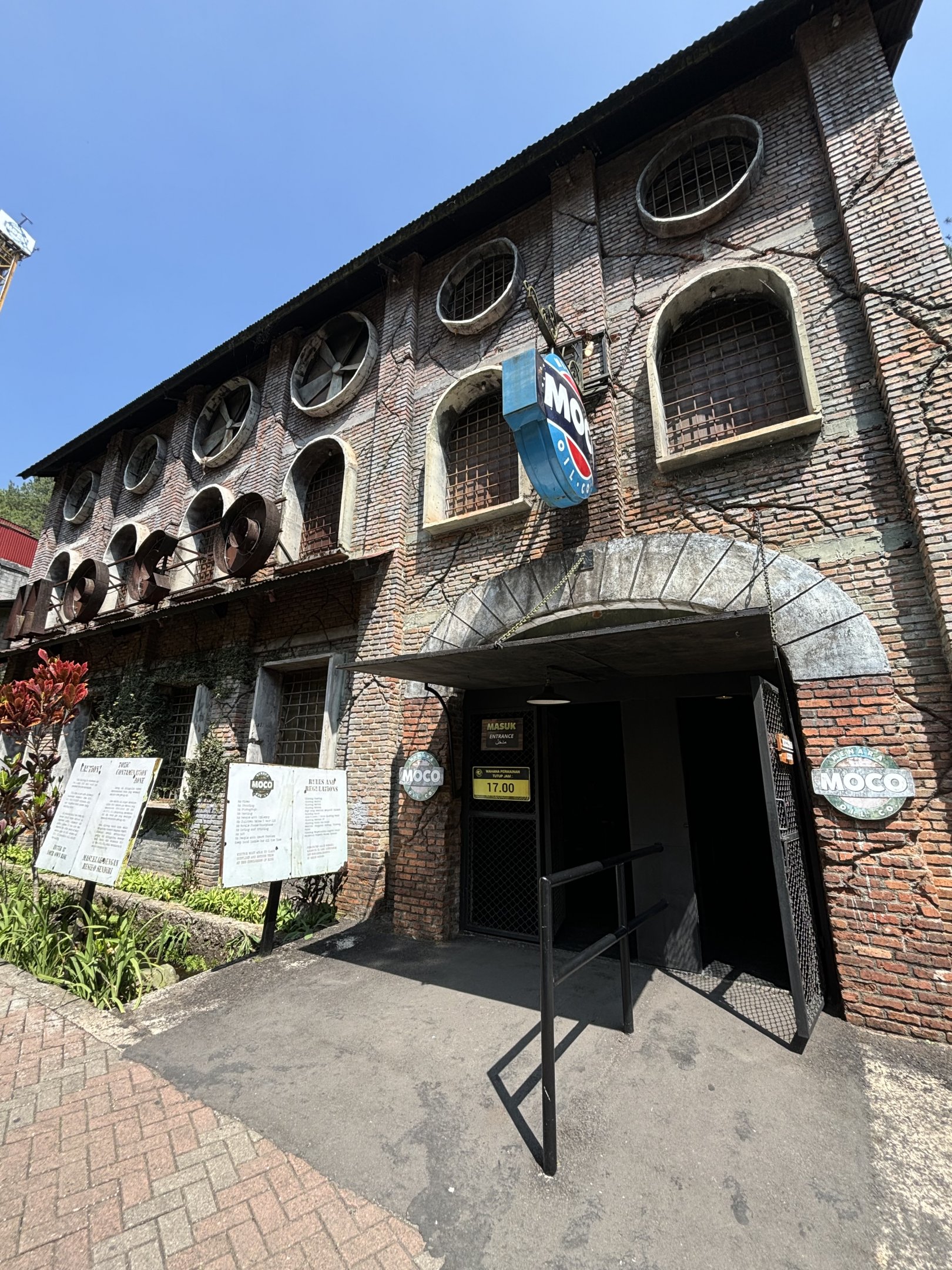 Oil Company Building