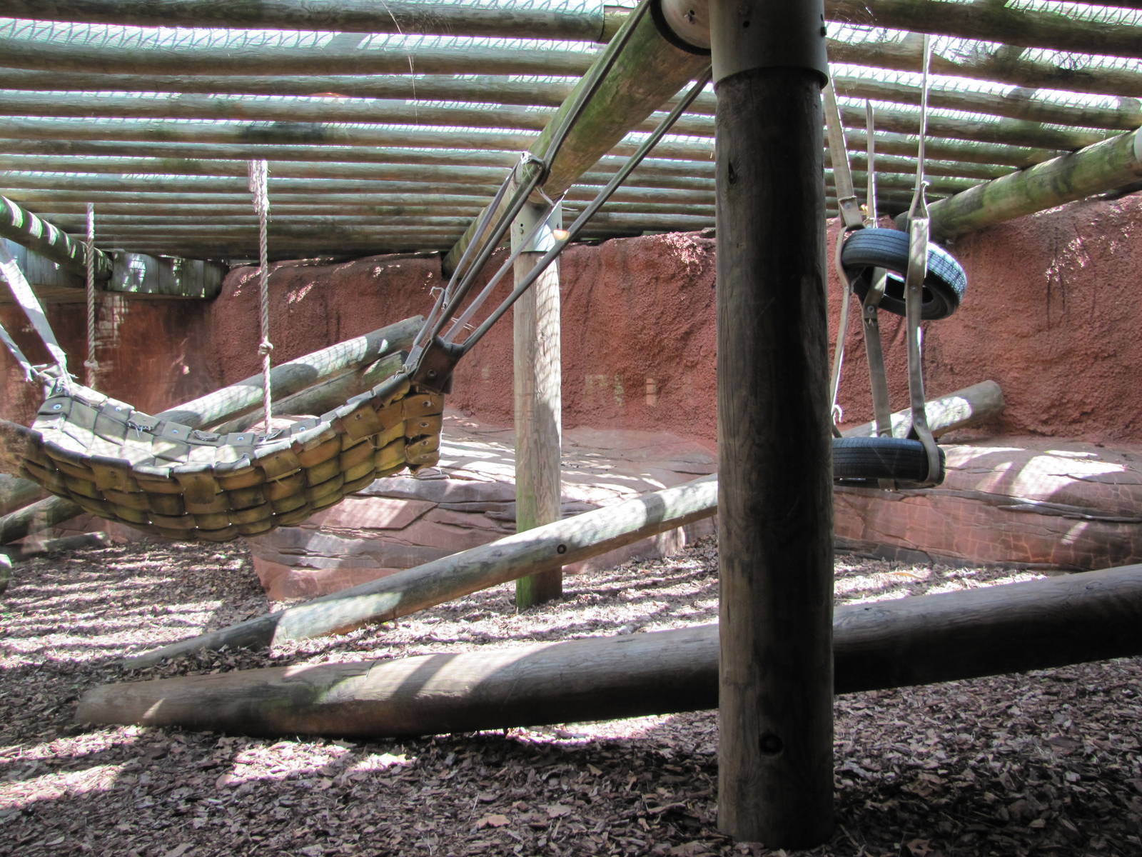 Oklahoma City Zoo 2010 - Part of Gorilla indoor exhibit