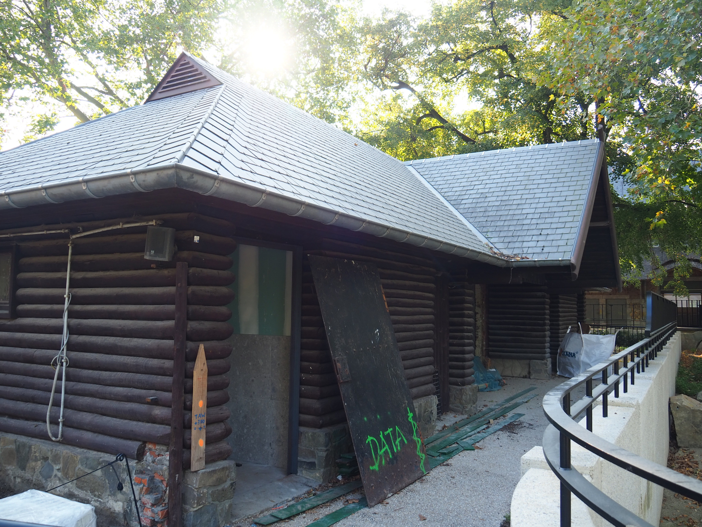 Old bovine stable building being renovated, 2020-09-20