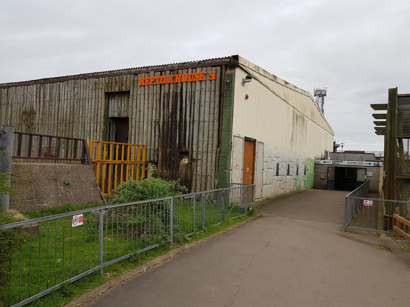 Old elephant house and reptile house