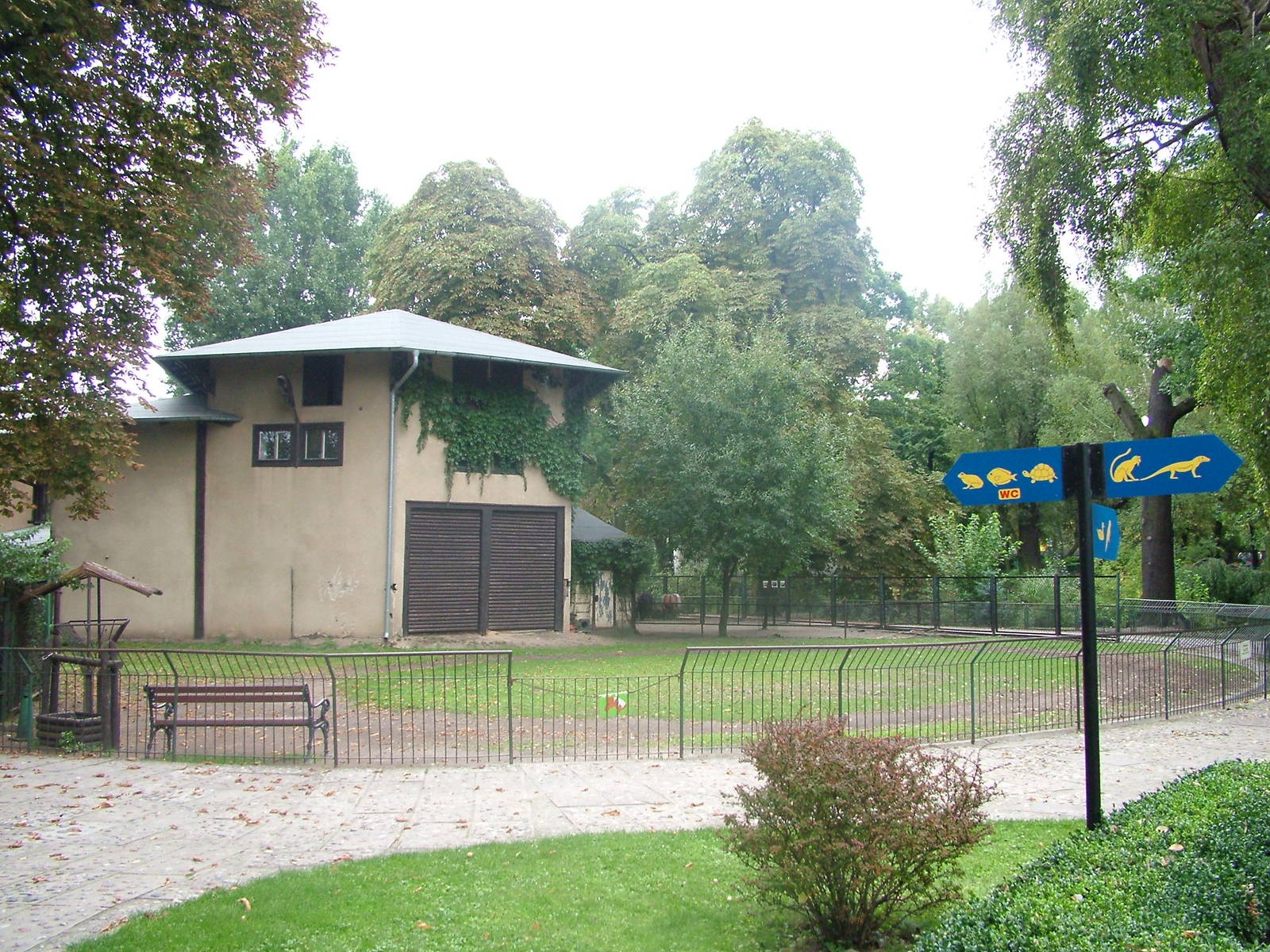 Old Elephant House at the Old Zoo, Poznan Sept 08