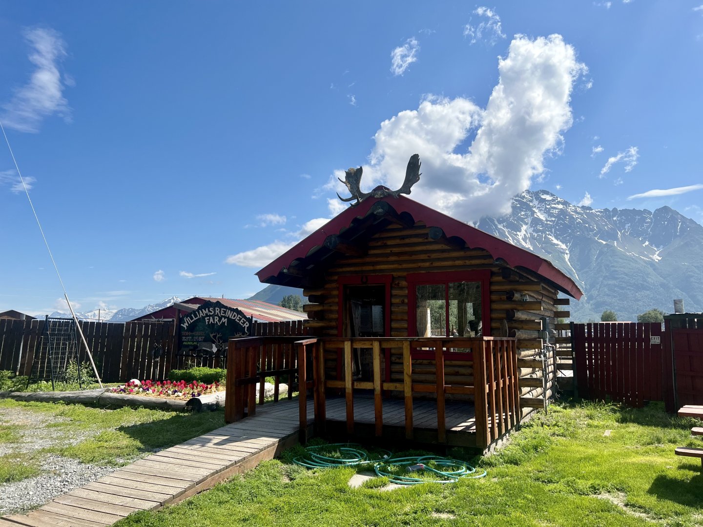 Old Entrance to Pastures.