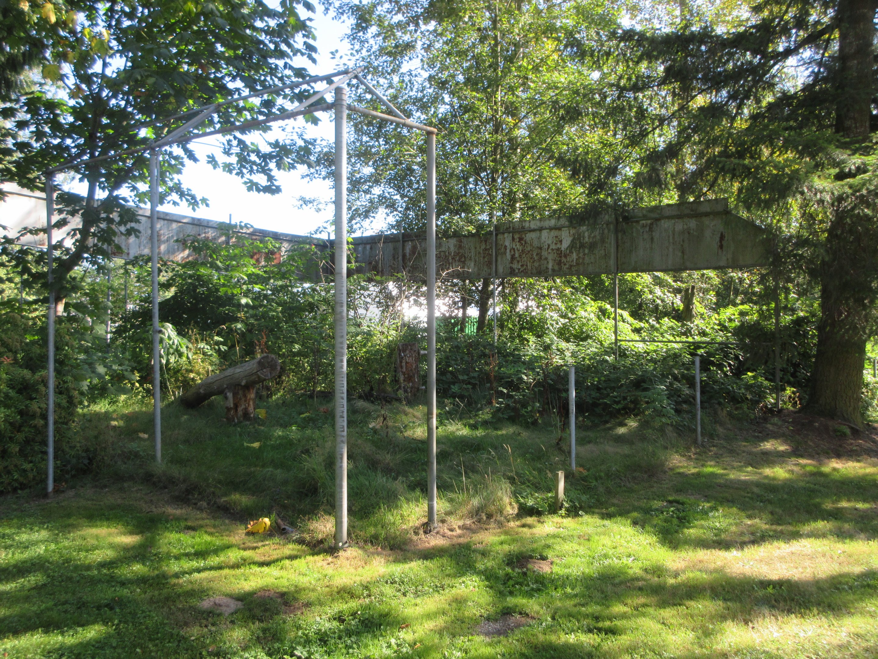 Old Exhibit (Canada Lynx)