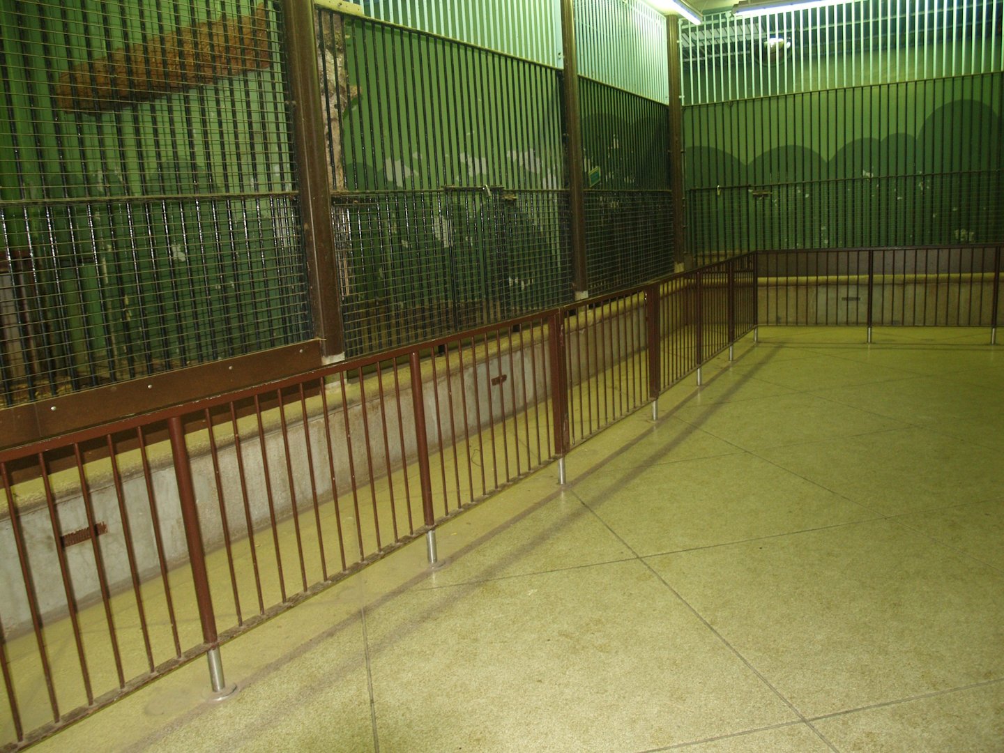 Old predator house at Rotterdam Zoo