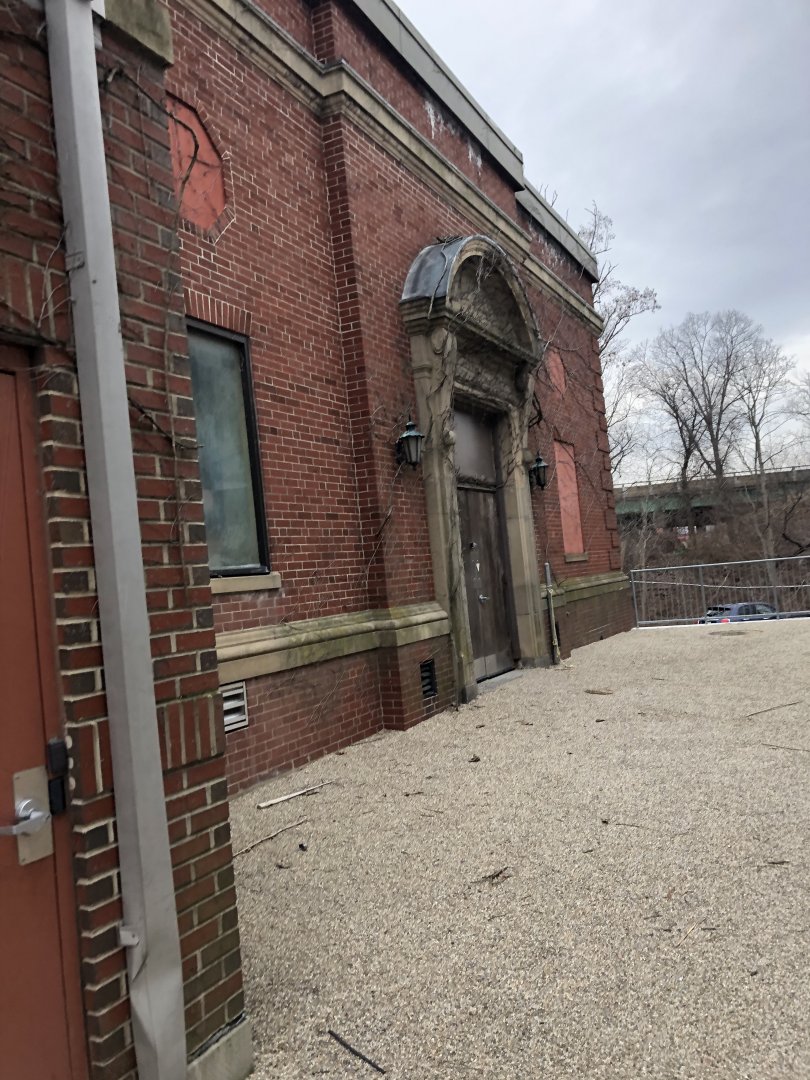 Old Tropical America Building - Feb, 2020