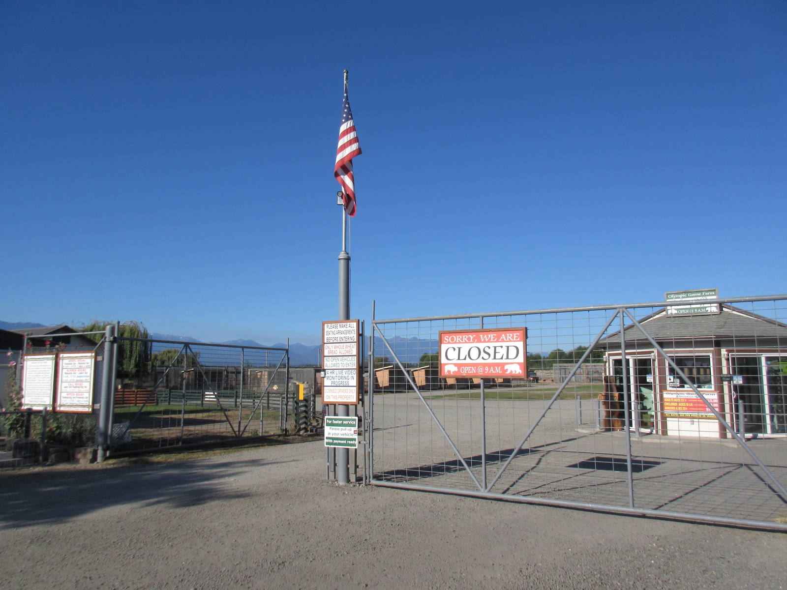 Olympic Game Farm - Drive-Thru Entrance