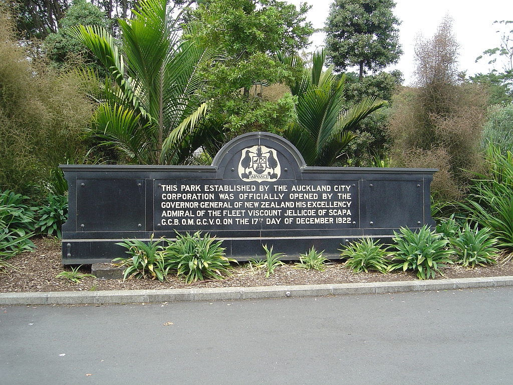 Opening plaque