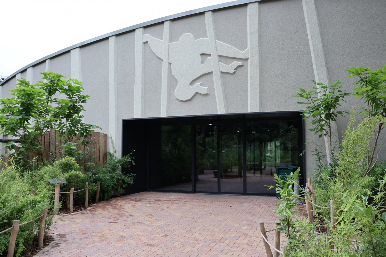 Orang-Utan Haus - One of two main entrances