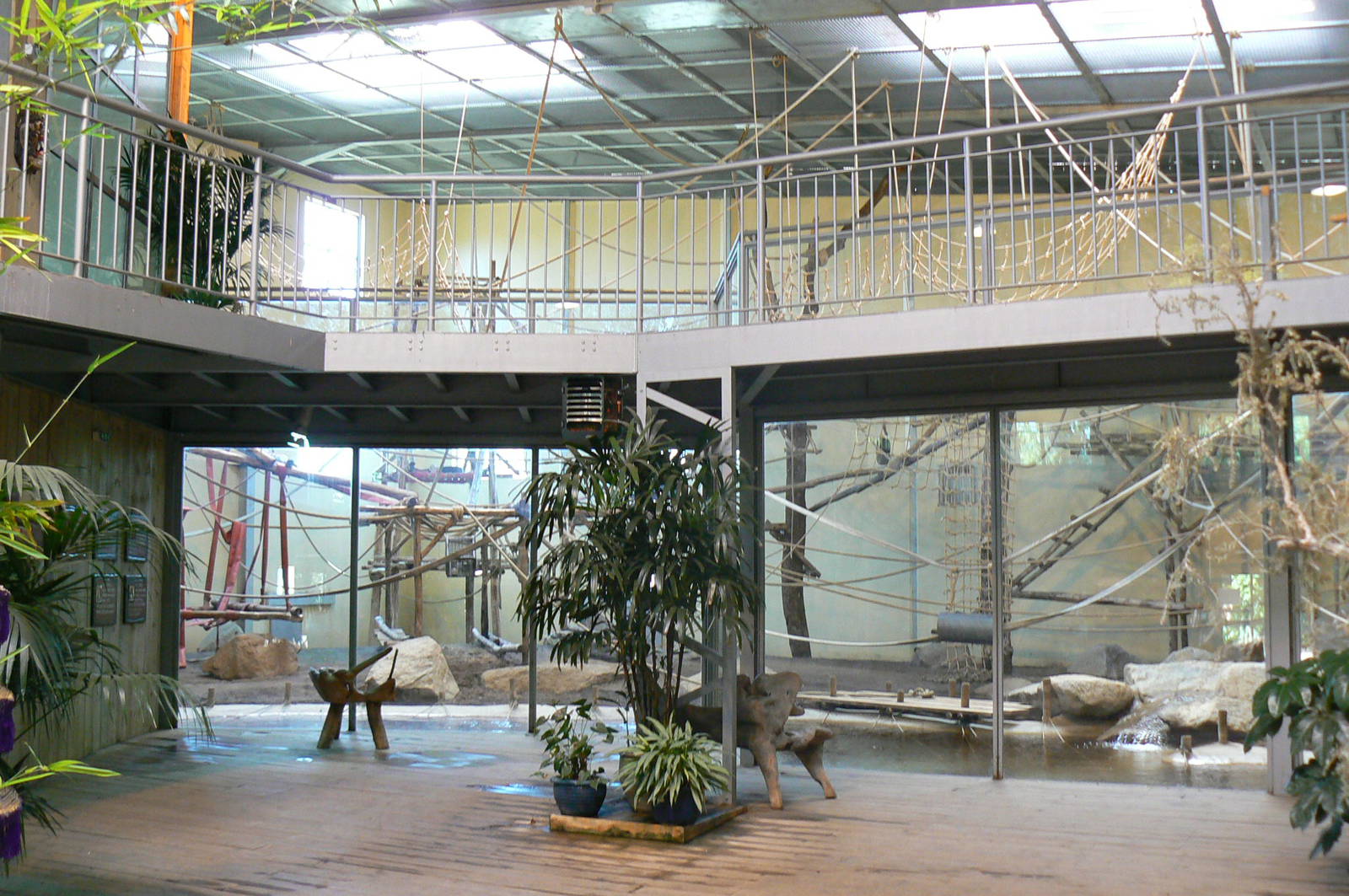 Orang-utan jungle - House general view