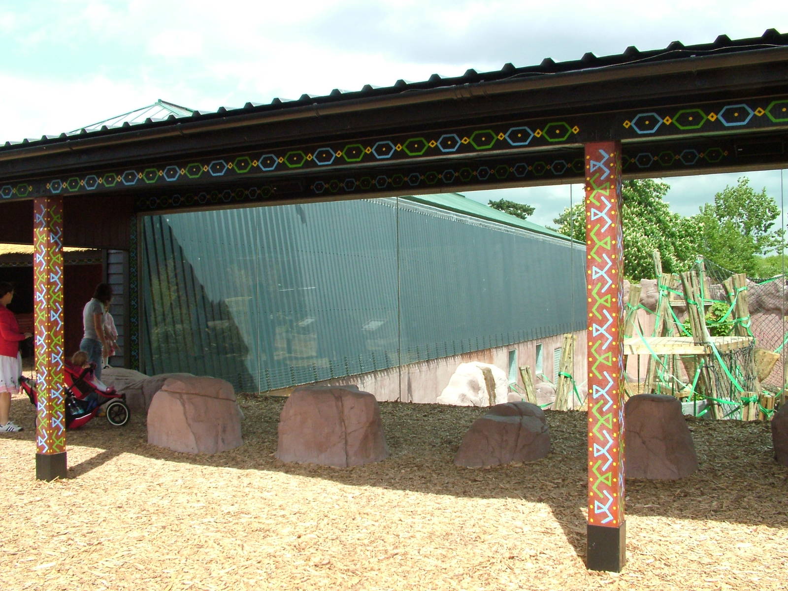 Orang-Utan viewing area at Colchester 09/05/09
