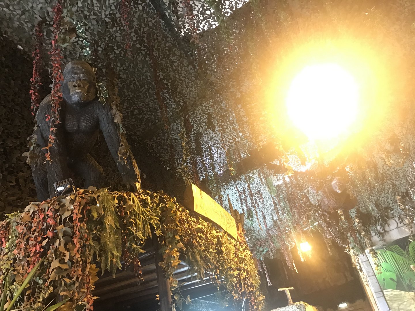 Orangutan and gorilla statues